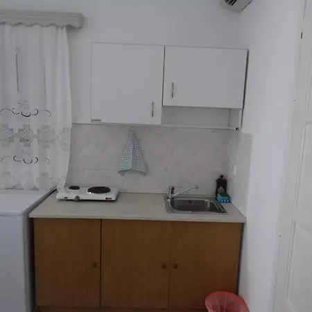 Castelopetra Aparthotel Katápola