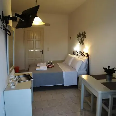 Castelopetra Hotel apartamentowy Katápola