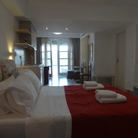 Castelopetra Aparthotel Katápola