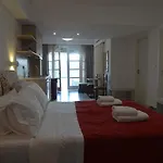 Castelopetra Apartahotel