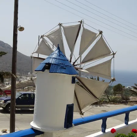 卡斯泰罗佩特拉公寓 公寓式酒店 卡塔波拉