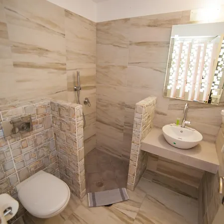 Castelopetra Aparthotel