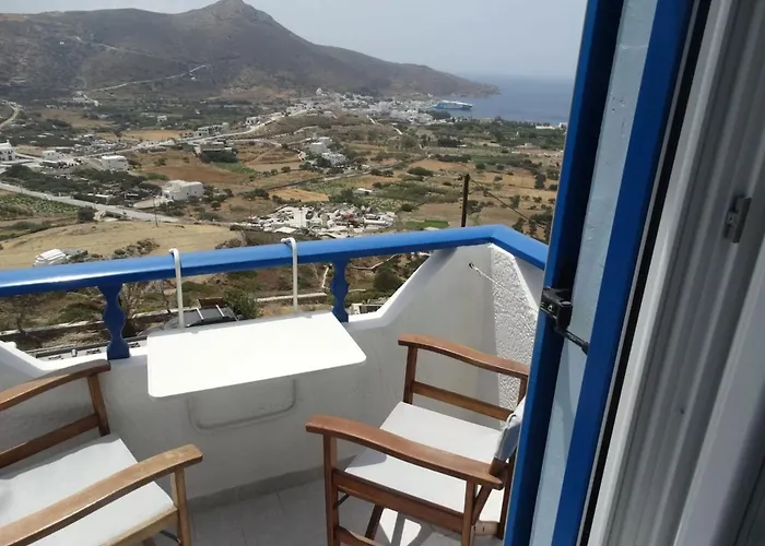 卡斯泰罗佩特拉公寓 公寓式酒店 3*